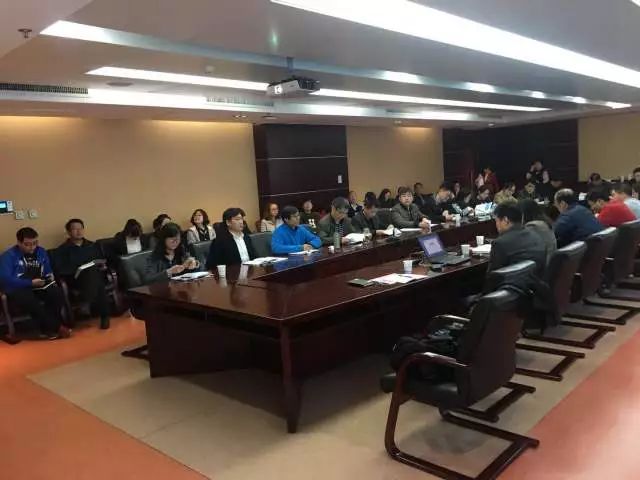 �ι���ub8���͹�߻��߽��е罨����Ժ�������뽻��